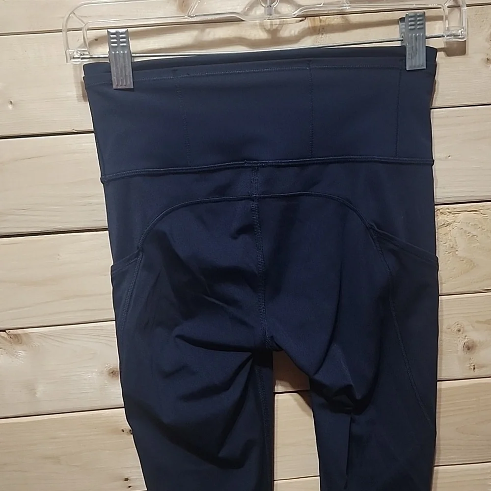 Lululemon Swift Speed Tights Size 4 inseam  12in